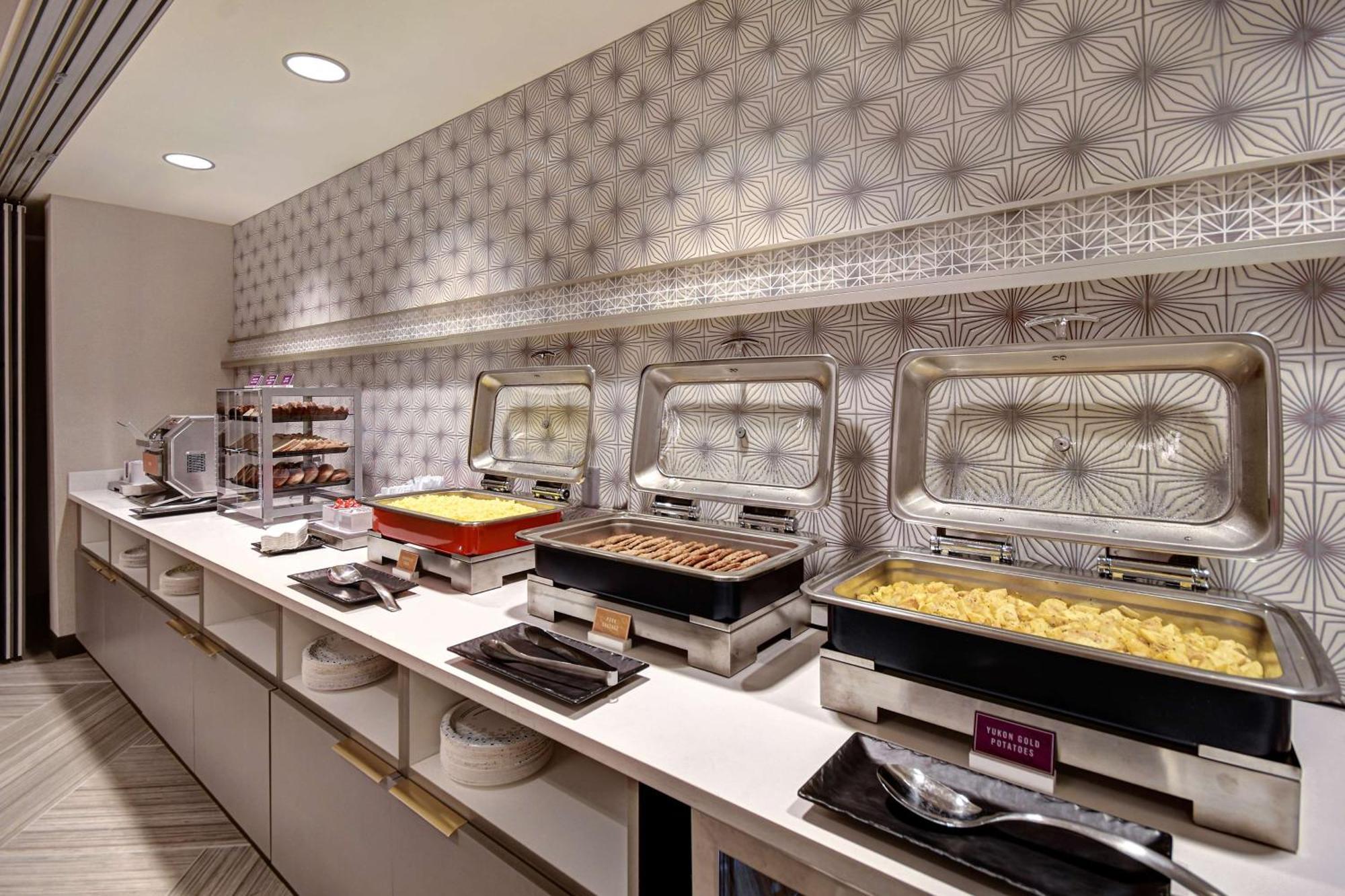 Home2 Suites By Hilton Tucson Downtown Экстерьер фото