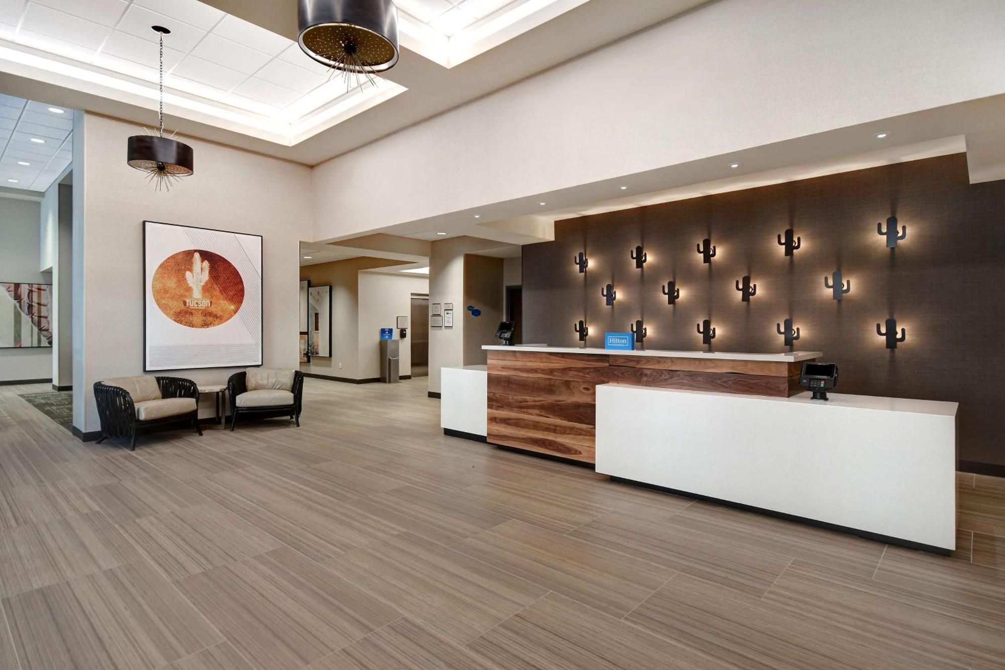 Home2 Suites By Hilton Tucson Downtown Экстерьер фото